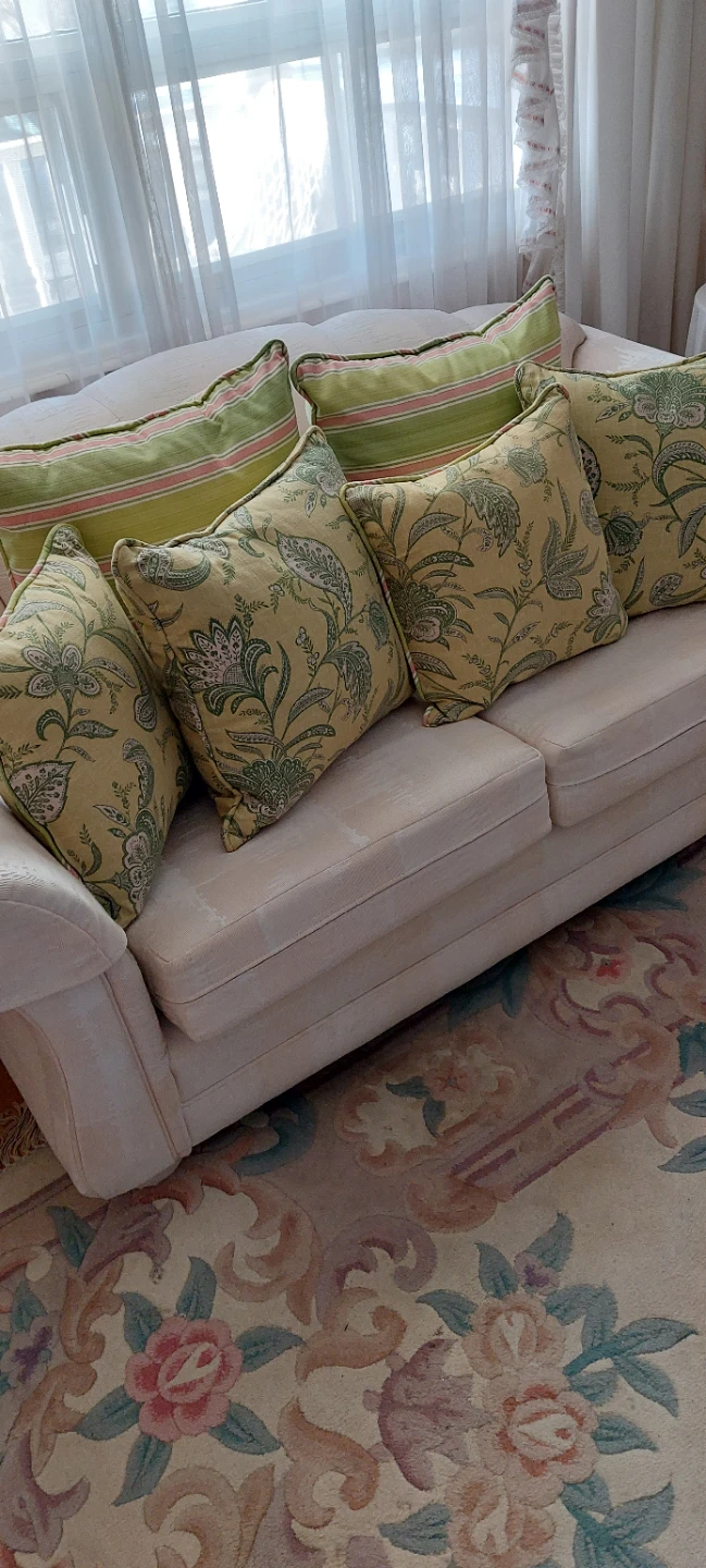 Set of Four Decorative Throw Pillows