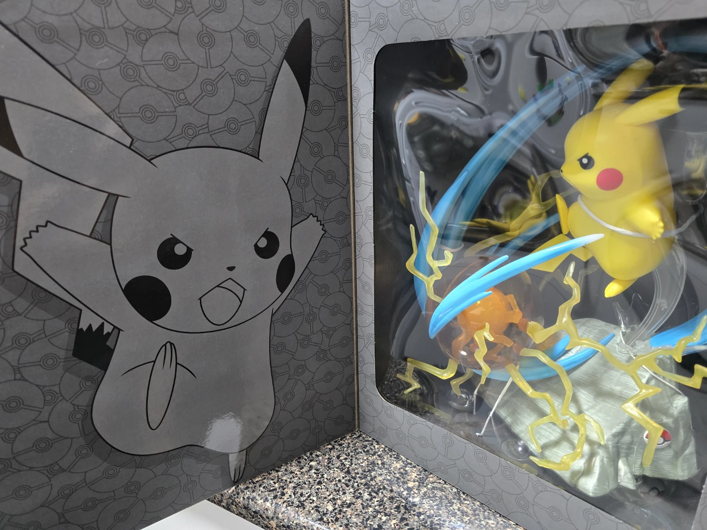 Pokemon Pikachu Light FX Deluxe Figure 1/10 Scale - photo 4