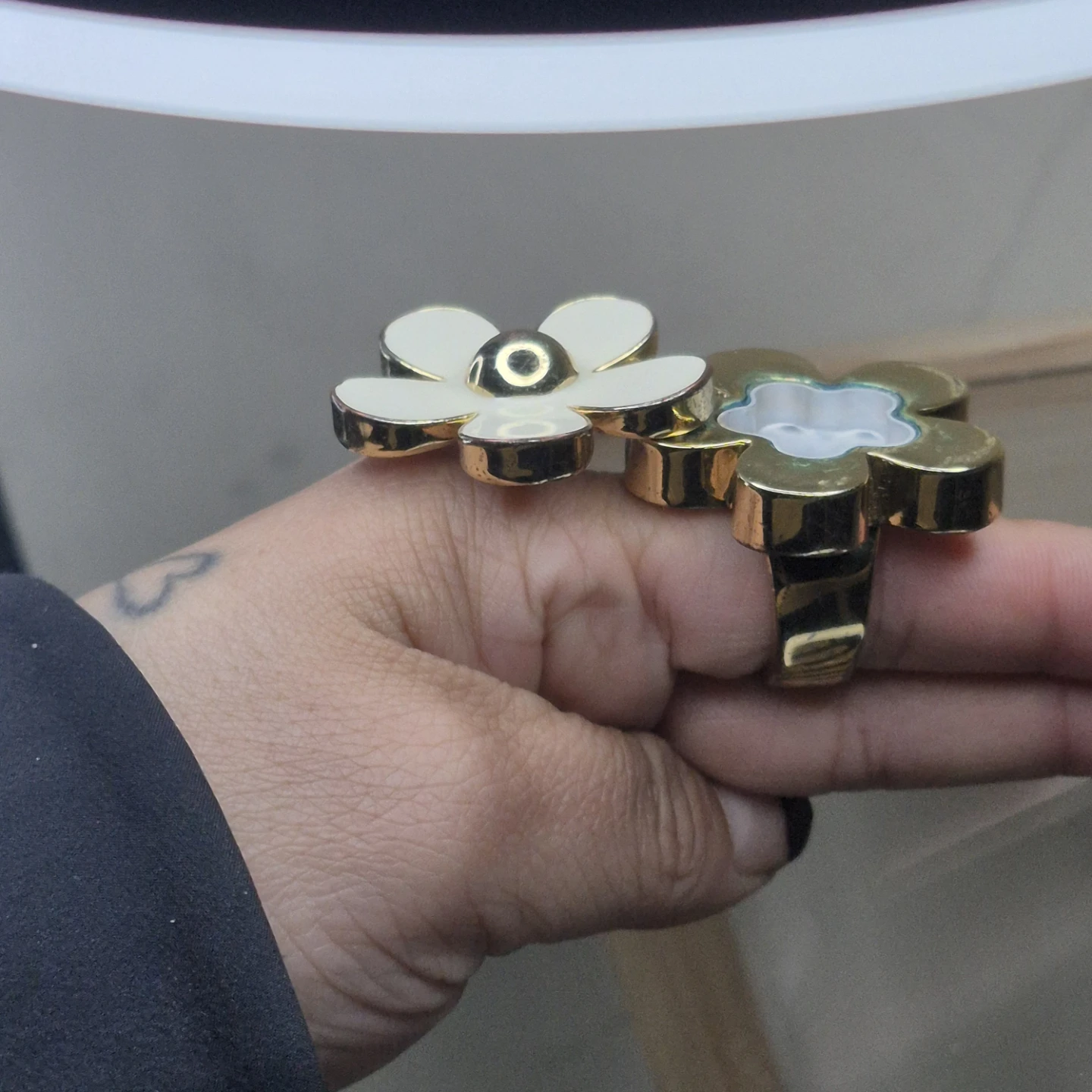 Gold Flower Ring - photo 4