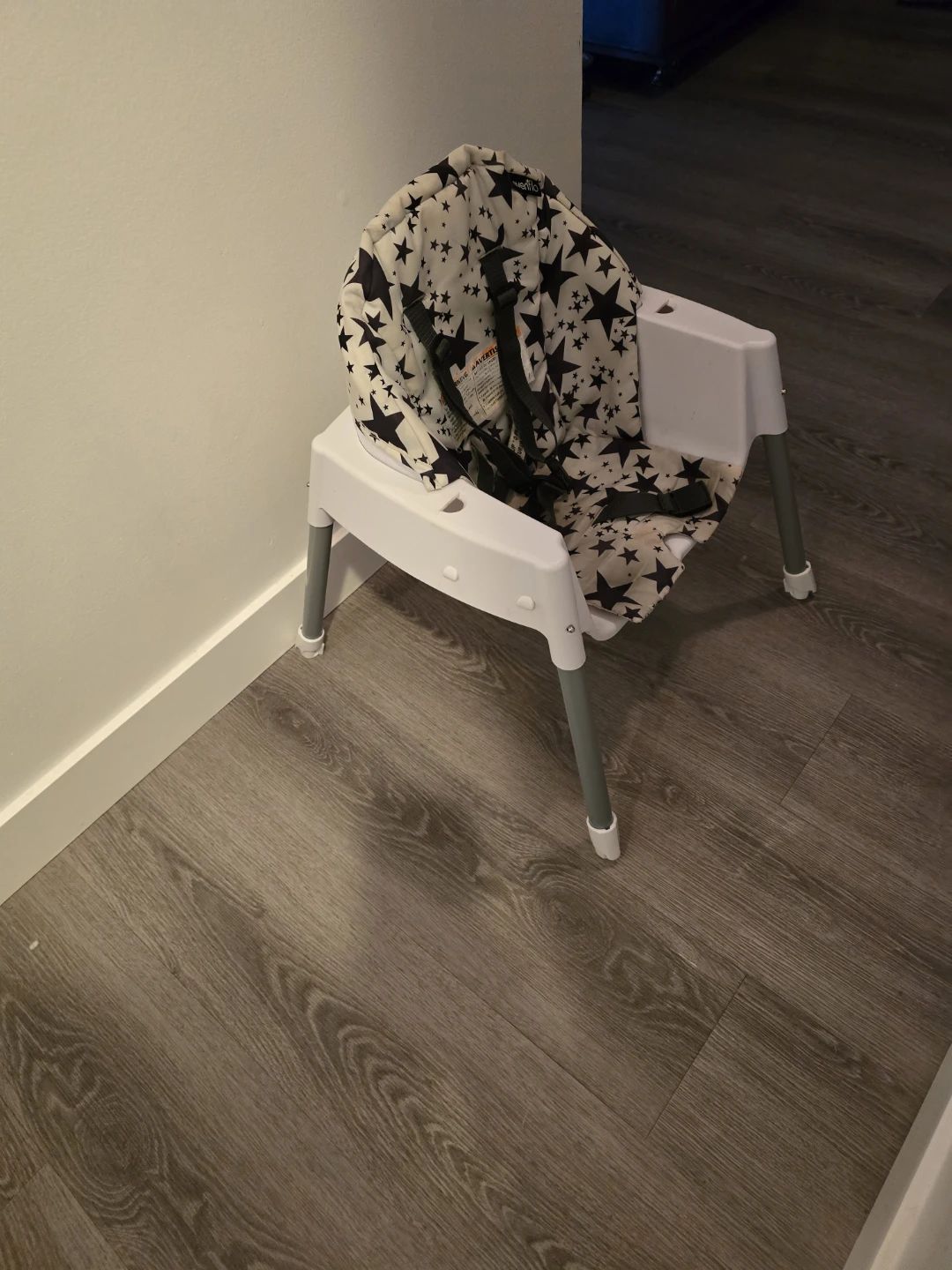 Evenflo High Chair with Star Pattern Seat