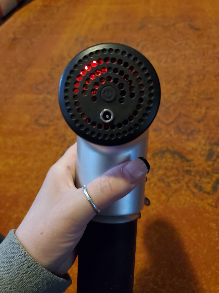 Massage Gun with 3 Attachments. - photo 2