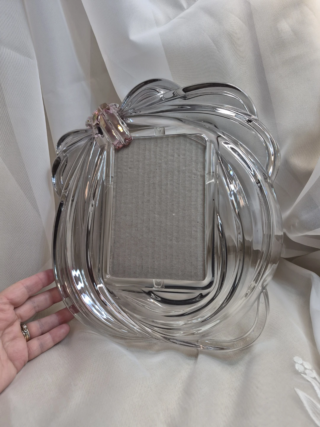 Beautiful Mikasa Solid Crystal Love Knot - photo 5