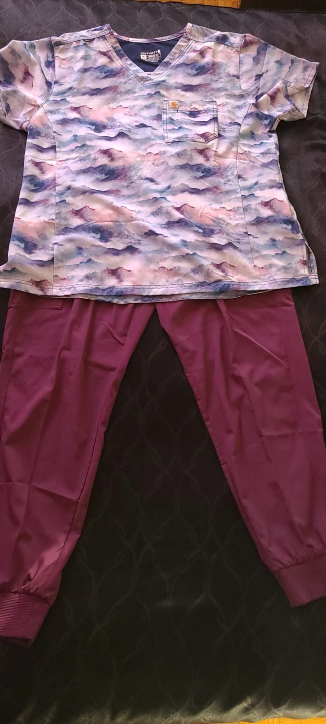 Carhartt Modern Fit Scrub Top & Pants Set - XL