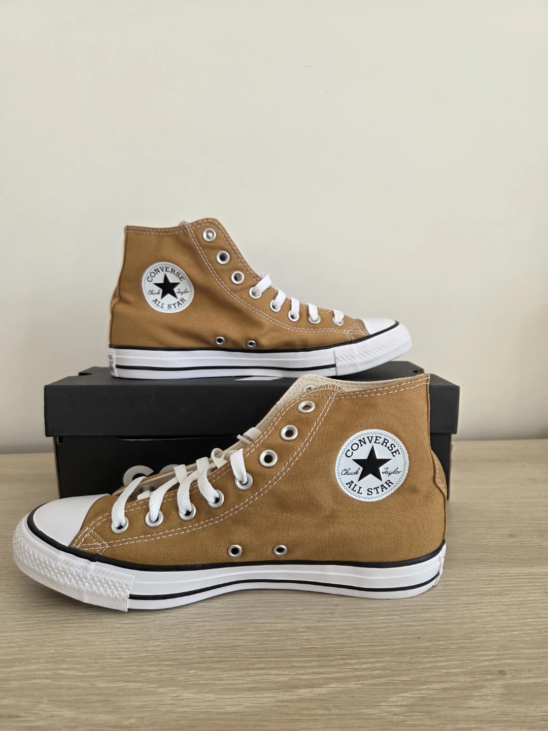 Converse  Size 8 Men's, Size 10 women's