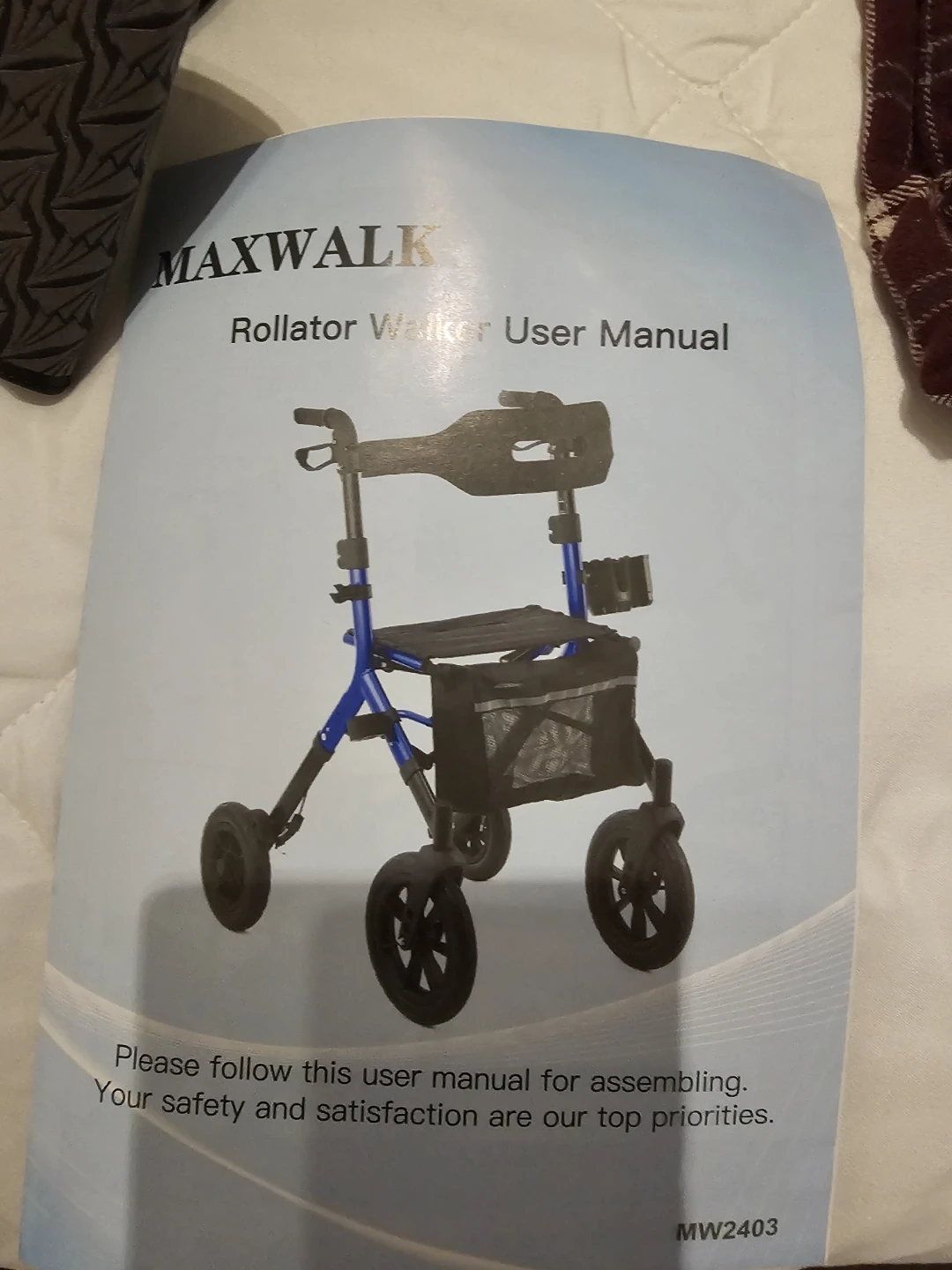 MAXWALK Rollator Walker