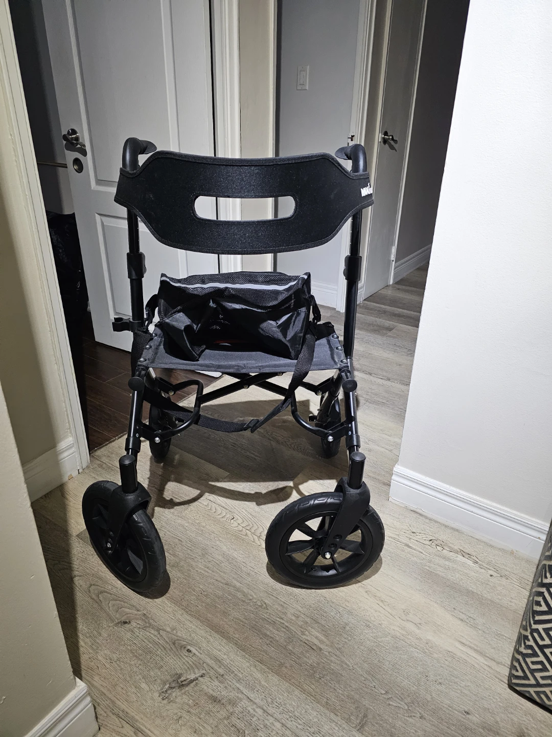 MAXWALK Rollator Walker - photo 2