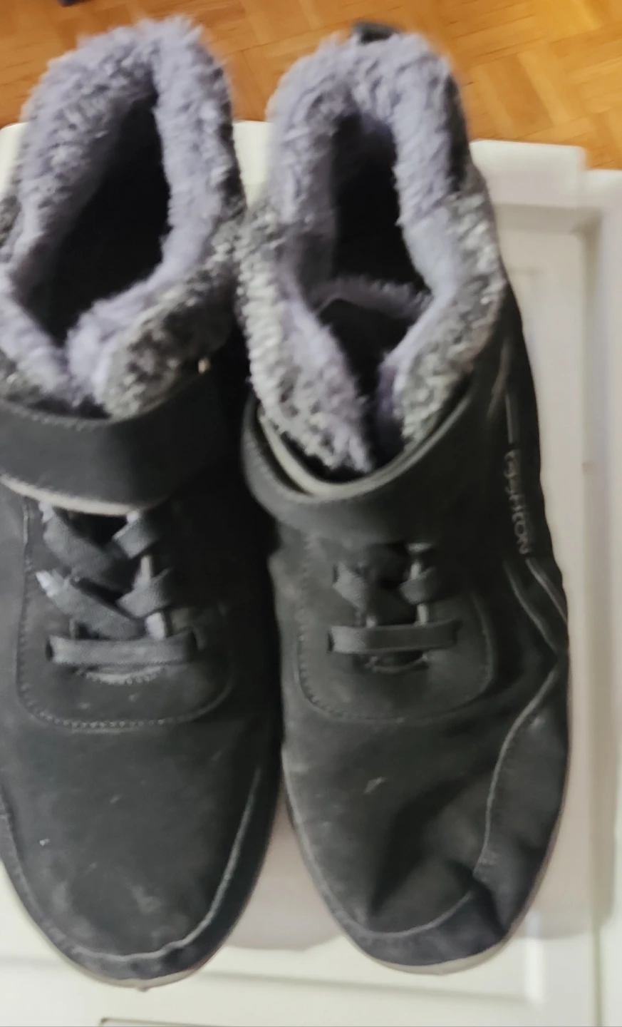 Black Winter Boots with Fur Lining - photo 3