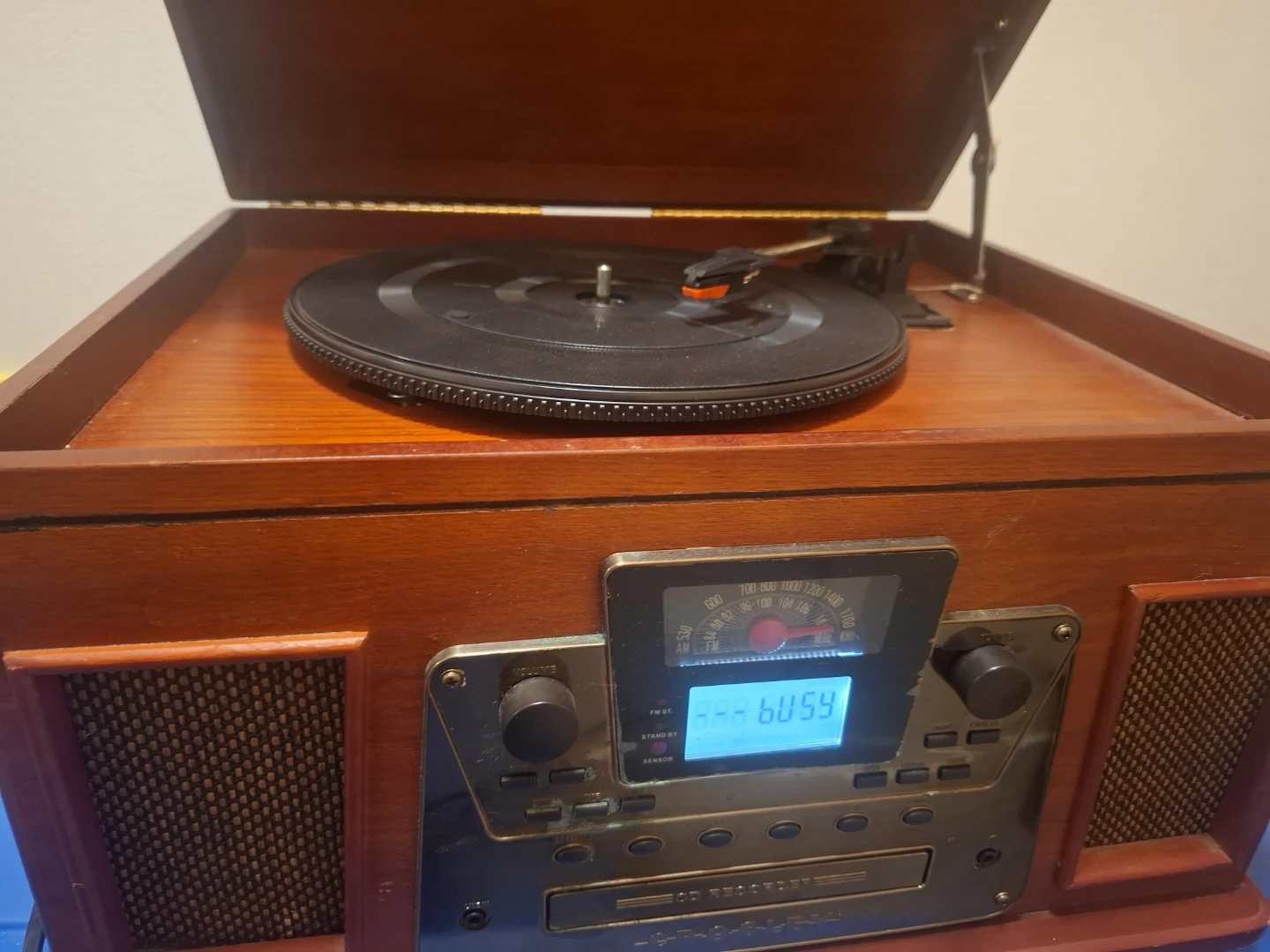 Record Player with CD Player and Radio - photo 2