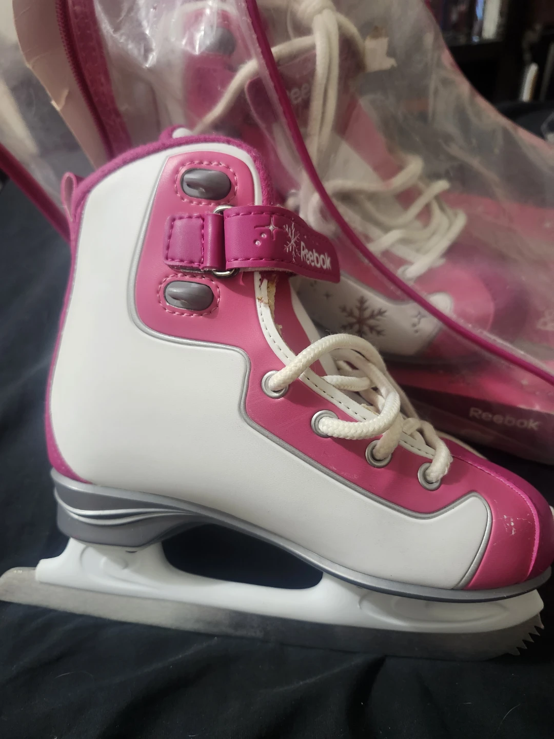 Reebok Girls Ice Skates with Bag