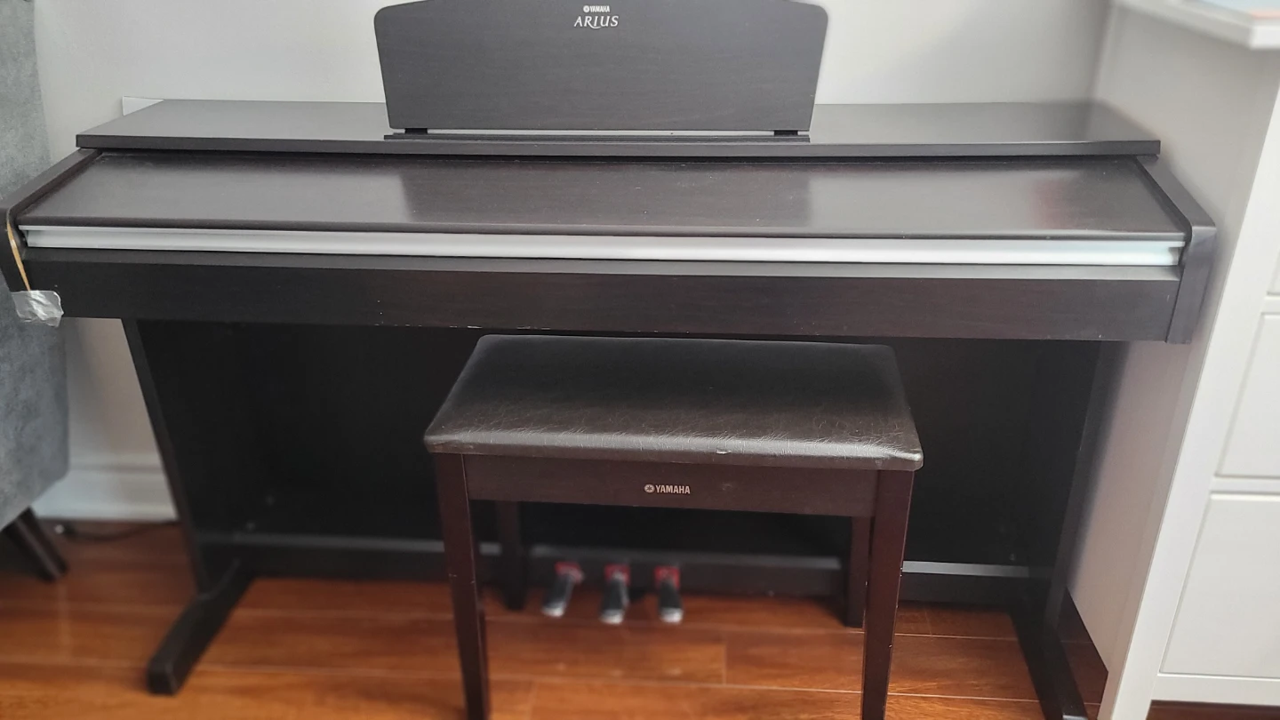 Yamaha Arius Digital Piano with Bench - photo 2
