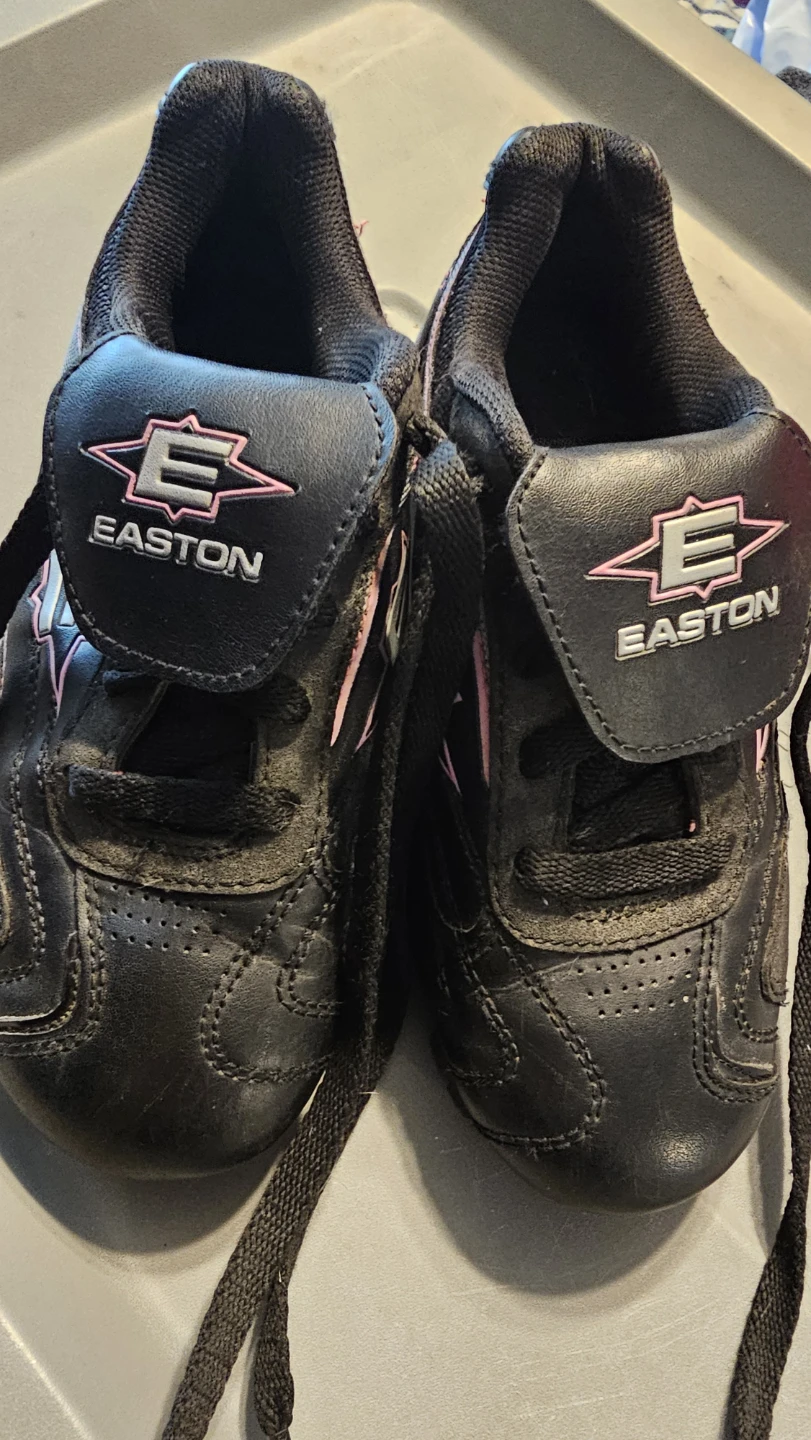 Easton Youth Cleats Size 2
