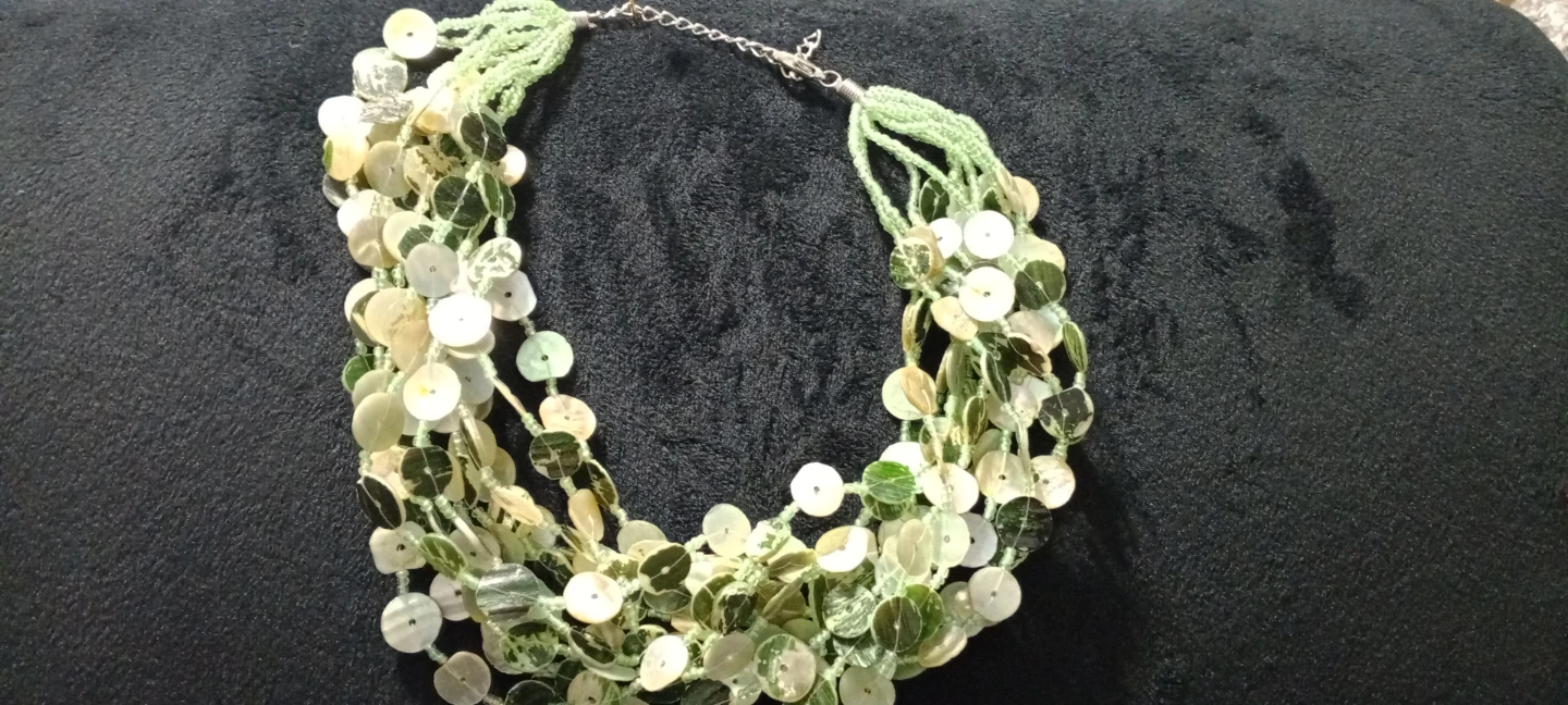 Vintage 🔥 Multi-strand shell and seed bead necklace - photo 2