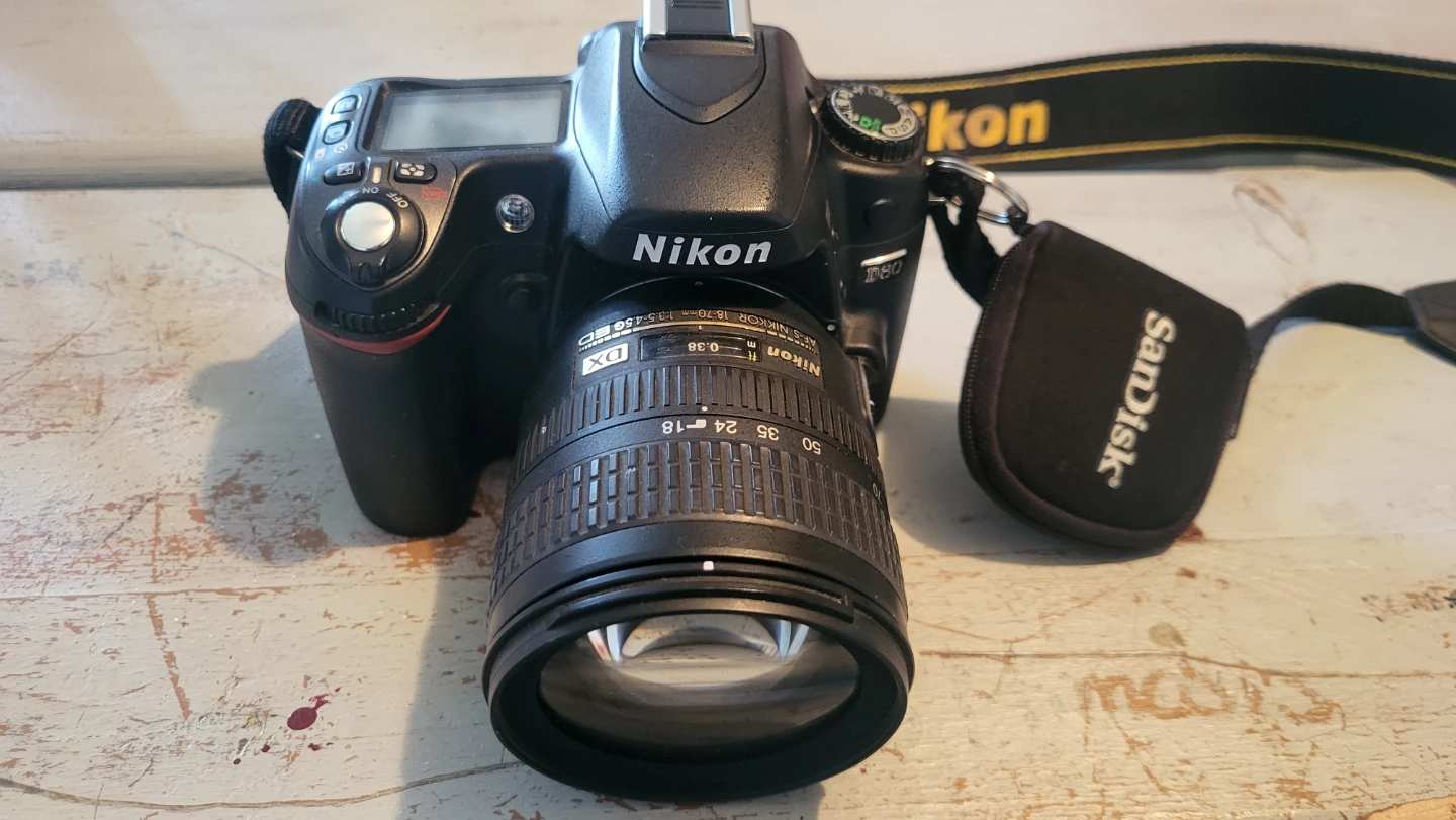 Nikon D80 Camera with 18-55mm Lens