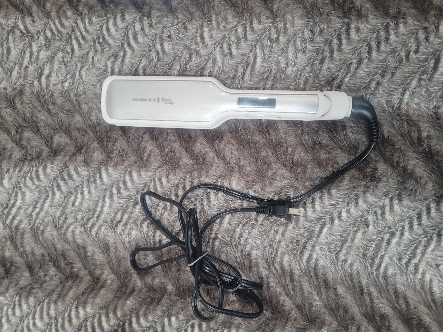Remington Shine Therapy Flat Iron - Argan Oil & Keratin - photo 2