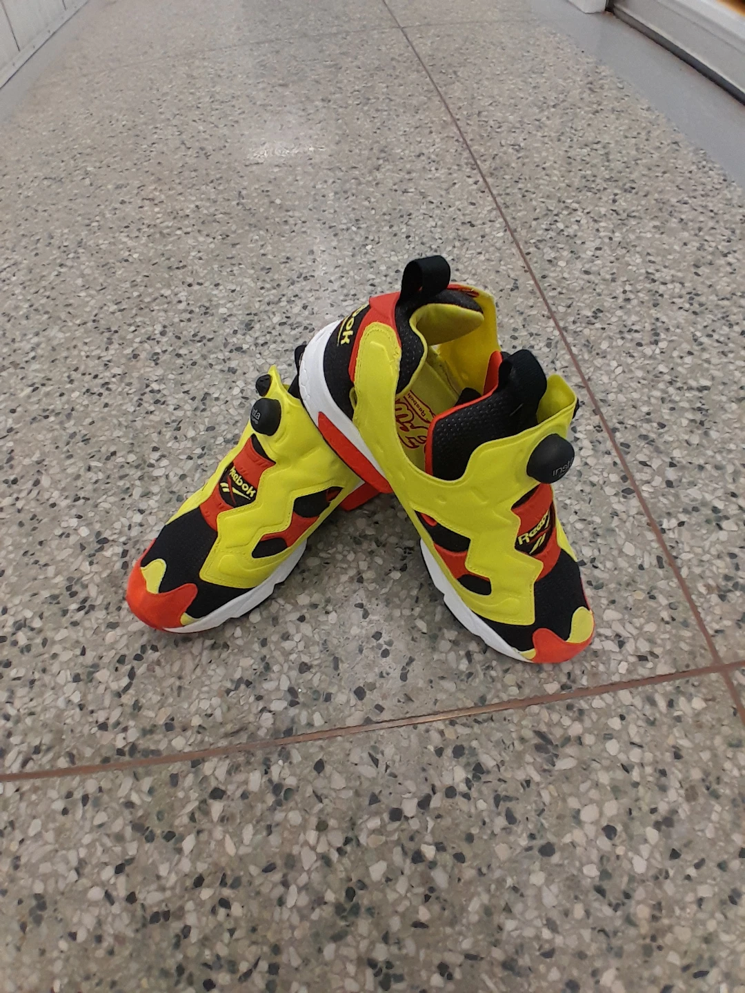 Reebok InstaPump Fury Yellow/Red/Black Men's Shoes size 9.5