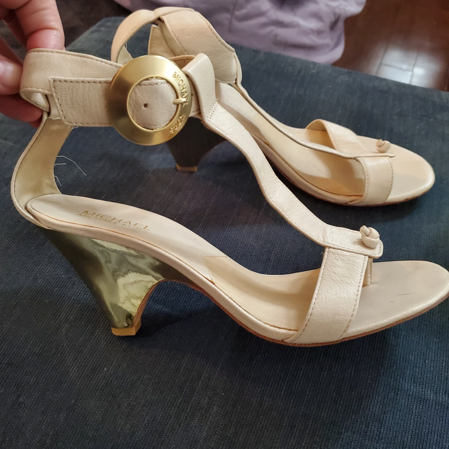 Michael Kors Cream Leather Ankle Strap Heels Size 10 - photo 4