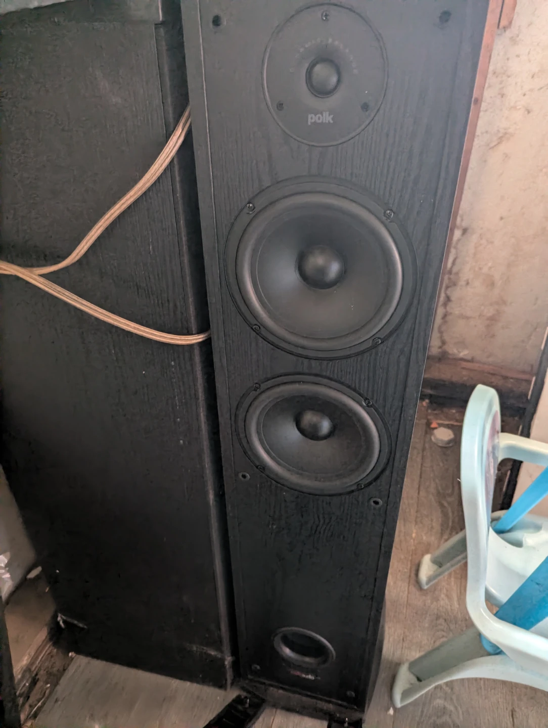 Polk Audio Tower Speaker - photo 2