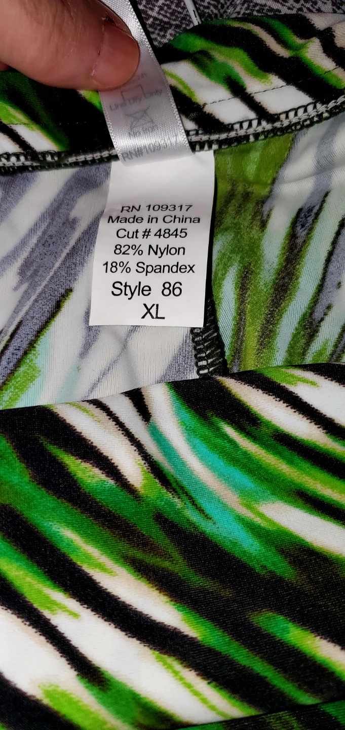 Women's swim cover- XL - photo 4