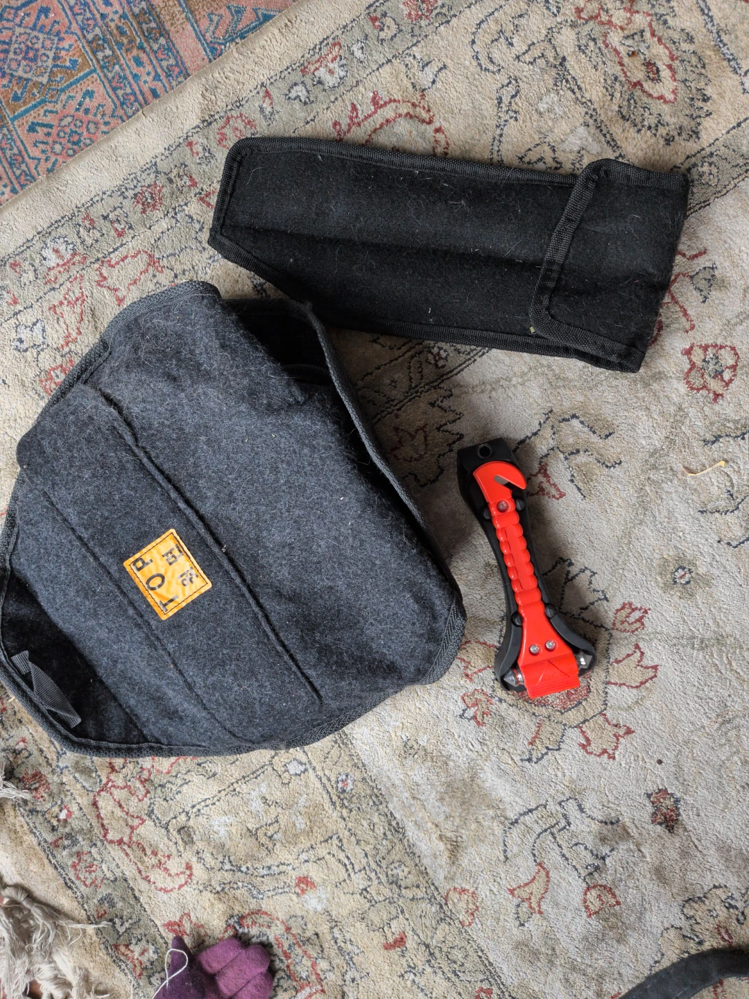 Car Emergency Kit - Jack, Tools, and Safety Hammer