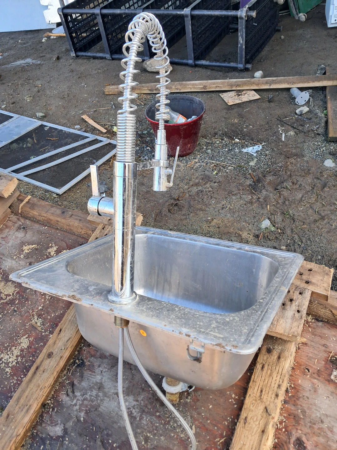 Stainless Steel Kitchen Sink with Pull-Down Faucet - photo 2