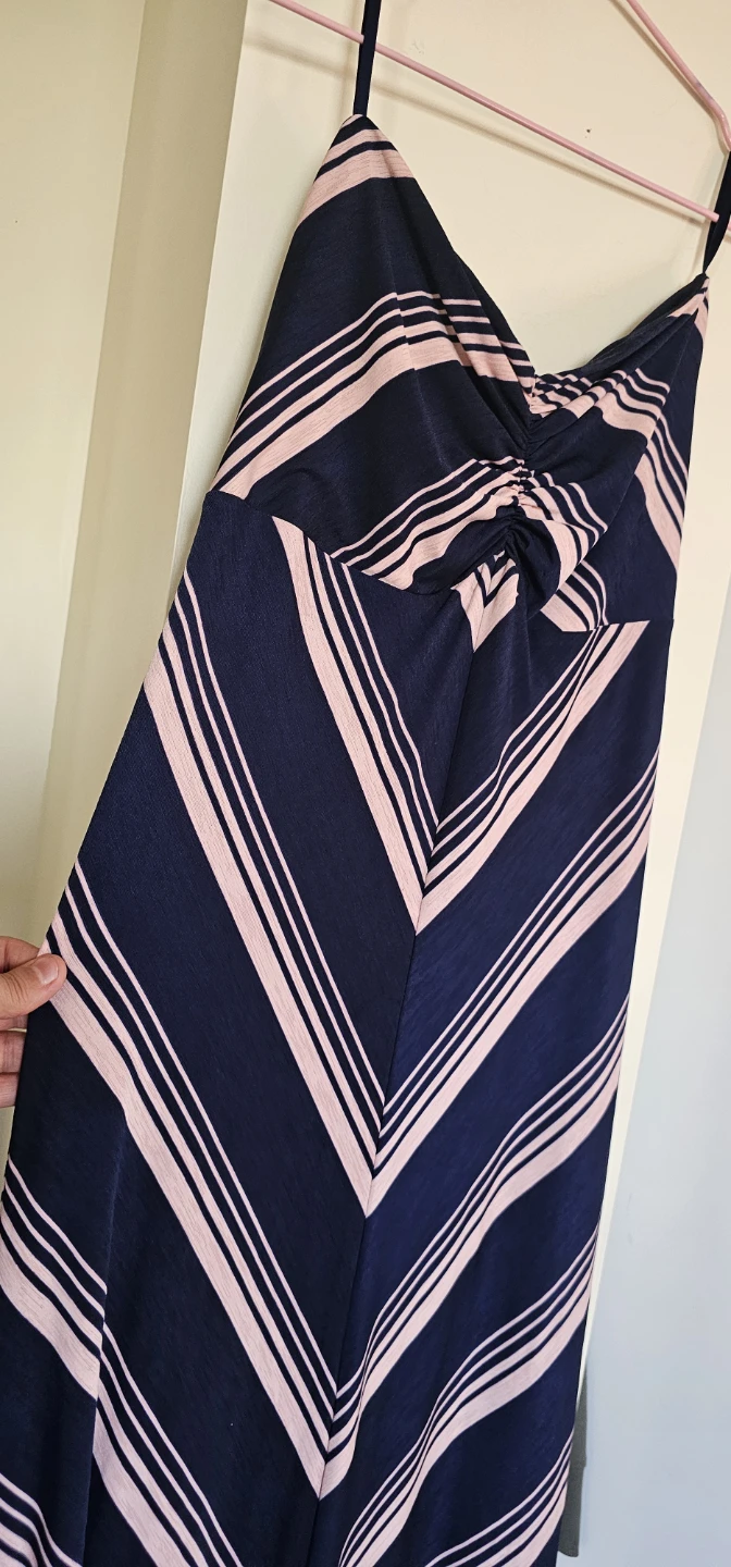 LE CHÂTEAU Maxi Dress - Navy/Pink Stripe - L - photo 3