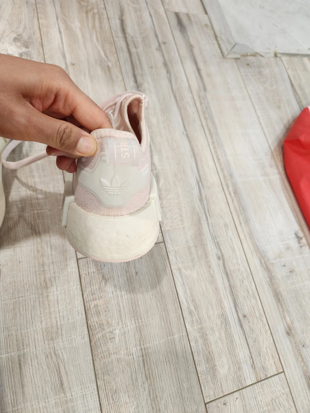 Adidas NMD R1 Women's Pink Sneakers size 5.5 - photo 3