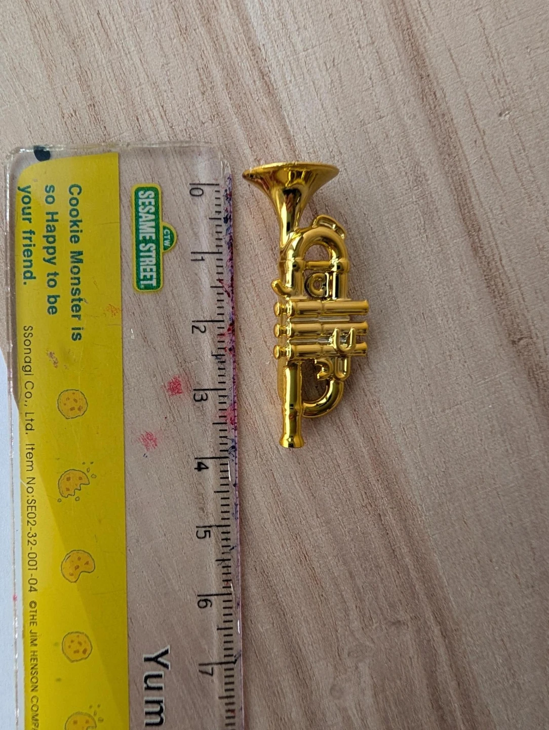 Miniature Gold Trumpet Figurine - photo 4