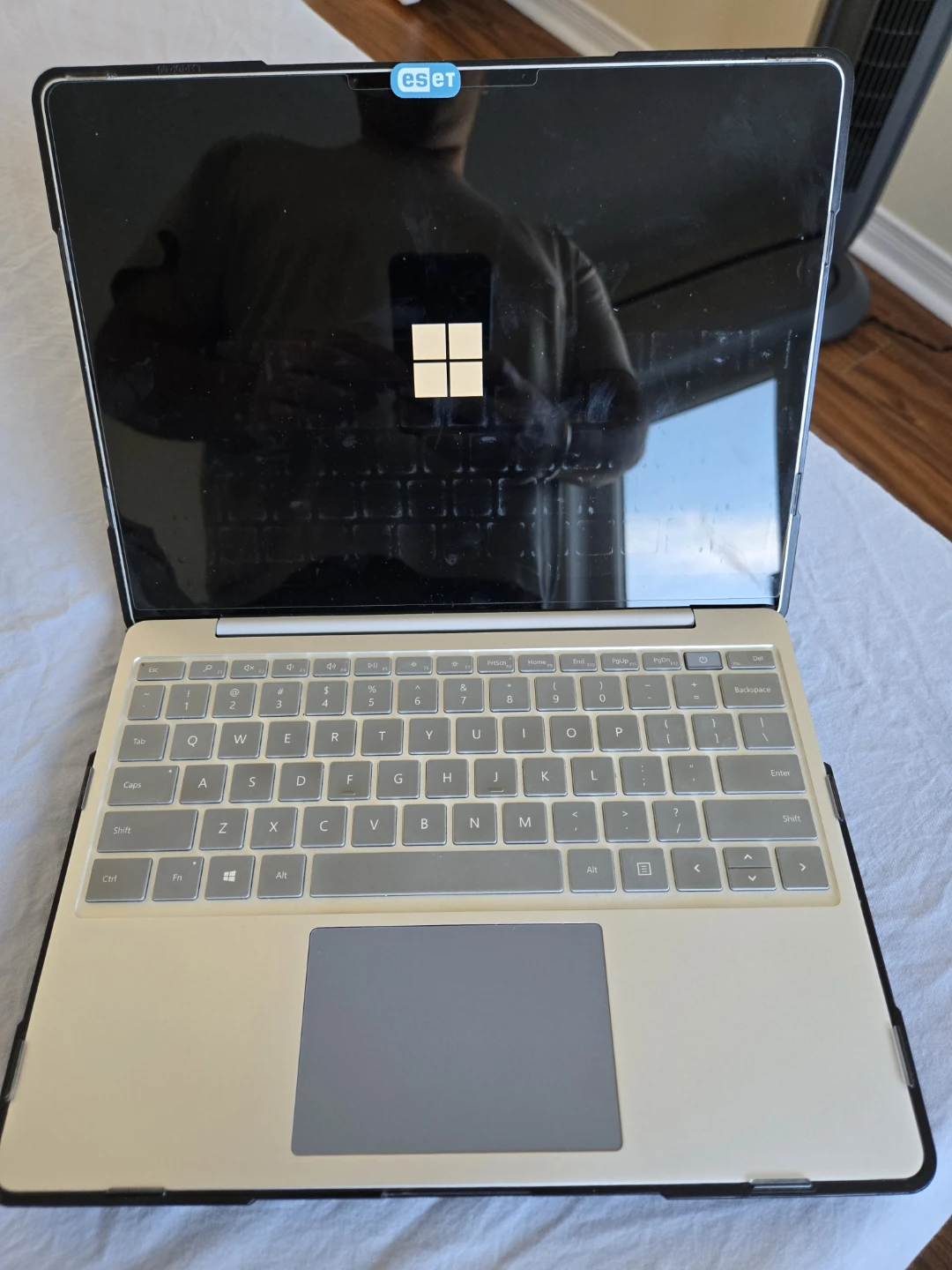 Microsoft Surface Go model 1943 - photo 2