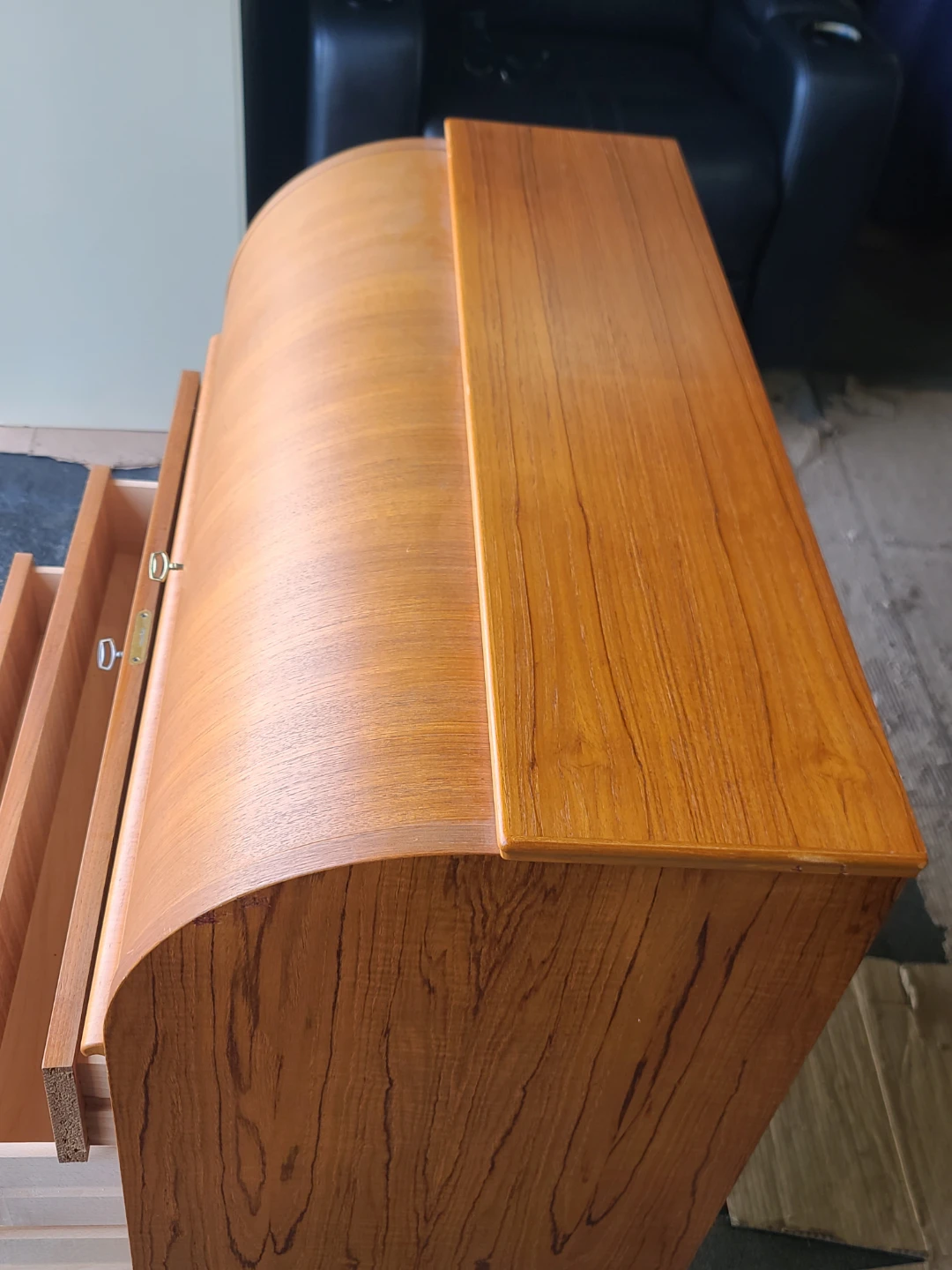 Vintage Teak Roll Top Desk - photo 4