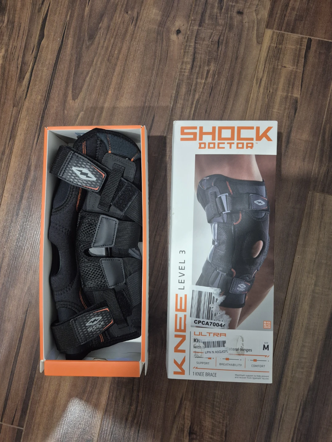 Shock Doctor Ultra Knee Brace with Bilateral Hinges - Size M