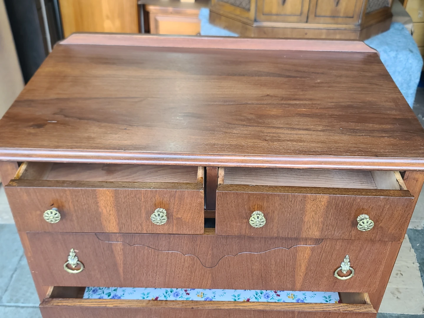 Vintage Wood Dresser with 6 Drawers - photo 5