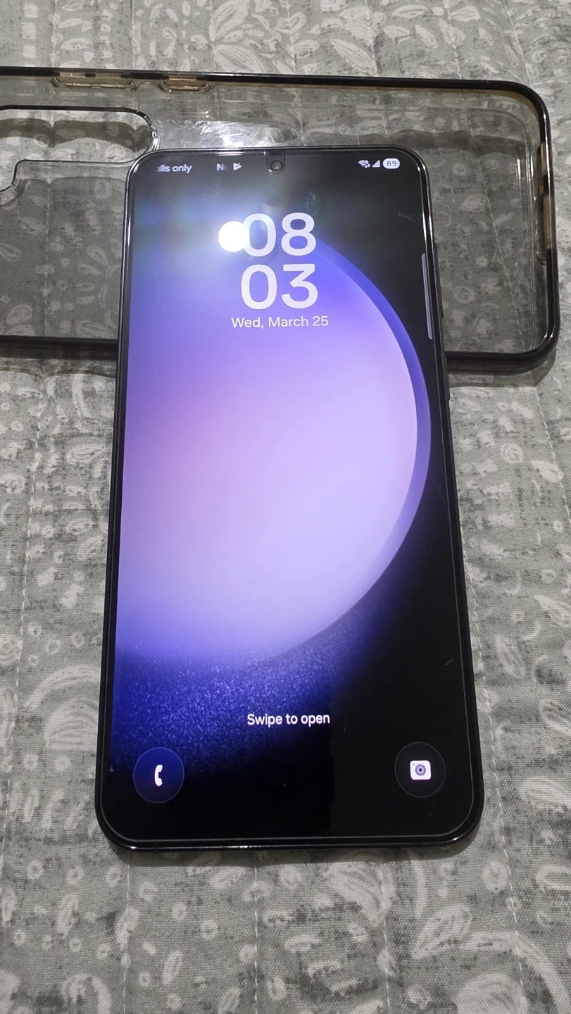 Samsung Galaxy S23 Smartphone