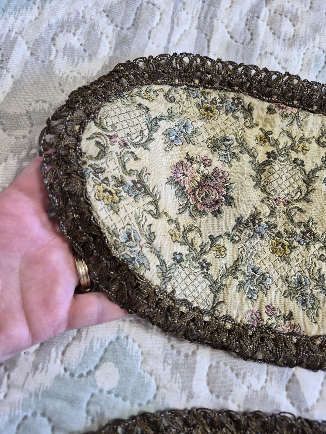 Pair of Vintage Oval Tapestry Doilies with Lace Trim - photo 2