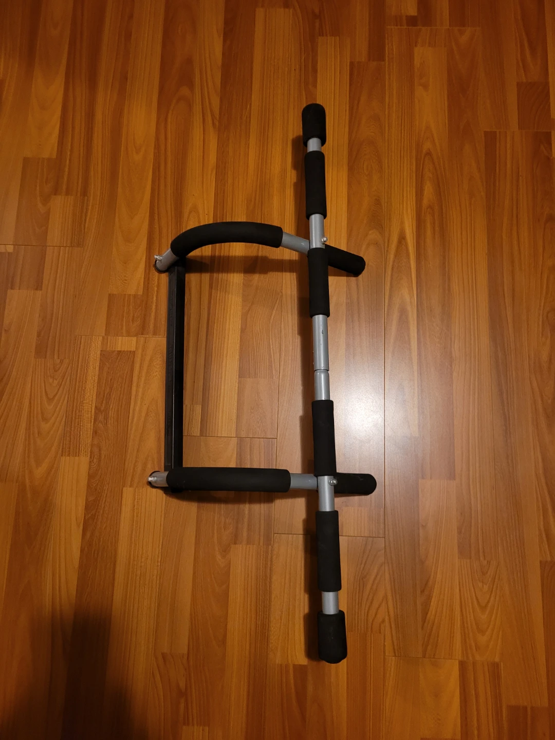 Doorway Pull-Up Bar with arm straps