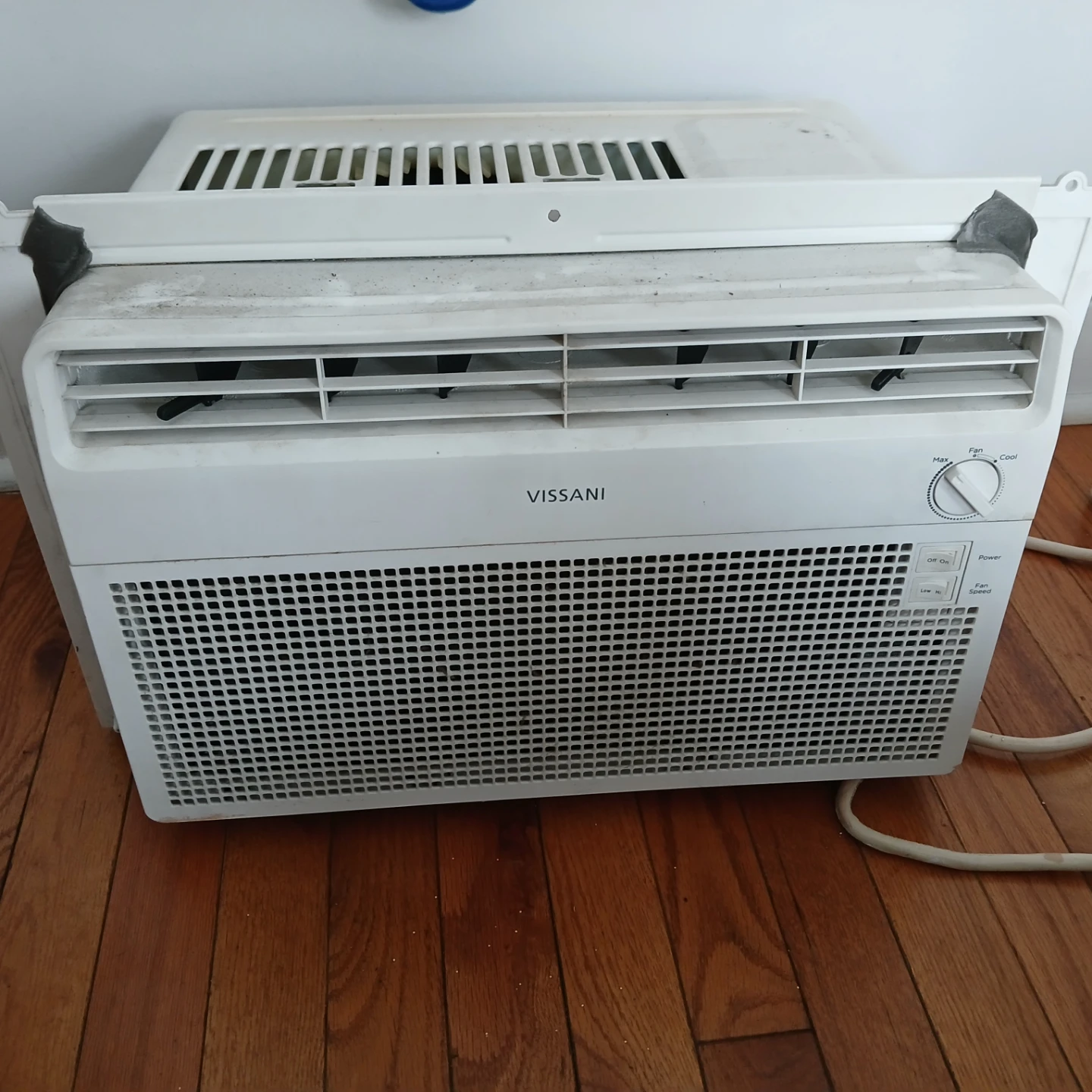 VISSANI Window Air Conditioner