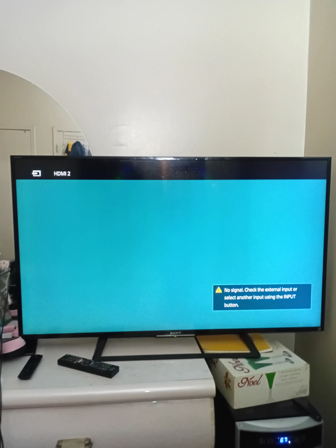 Smart tv . 50 inches Sony Bravia  television