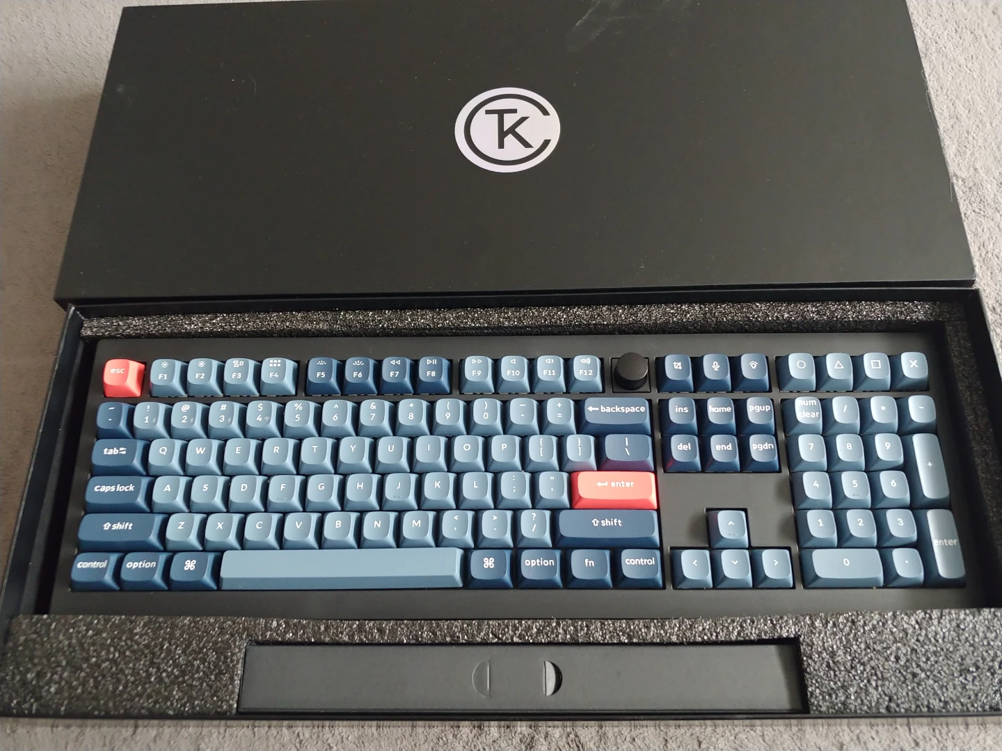 Keychron V6 Max Mechanical Keyboard - photo 2