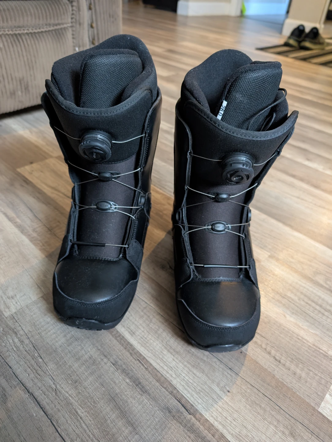 RIPZONE Black Snowboard Boots