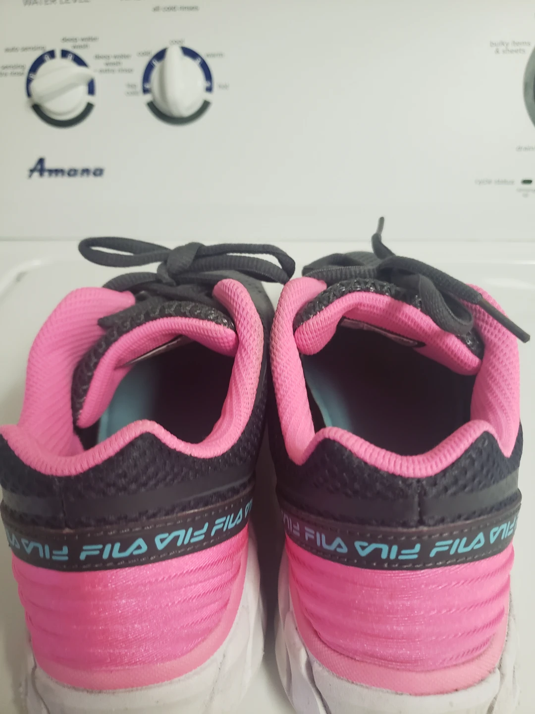 Fila Women's Running Shoes - Grey/Pink.size 6 - photo 2
