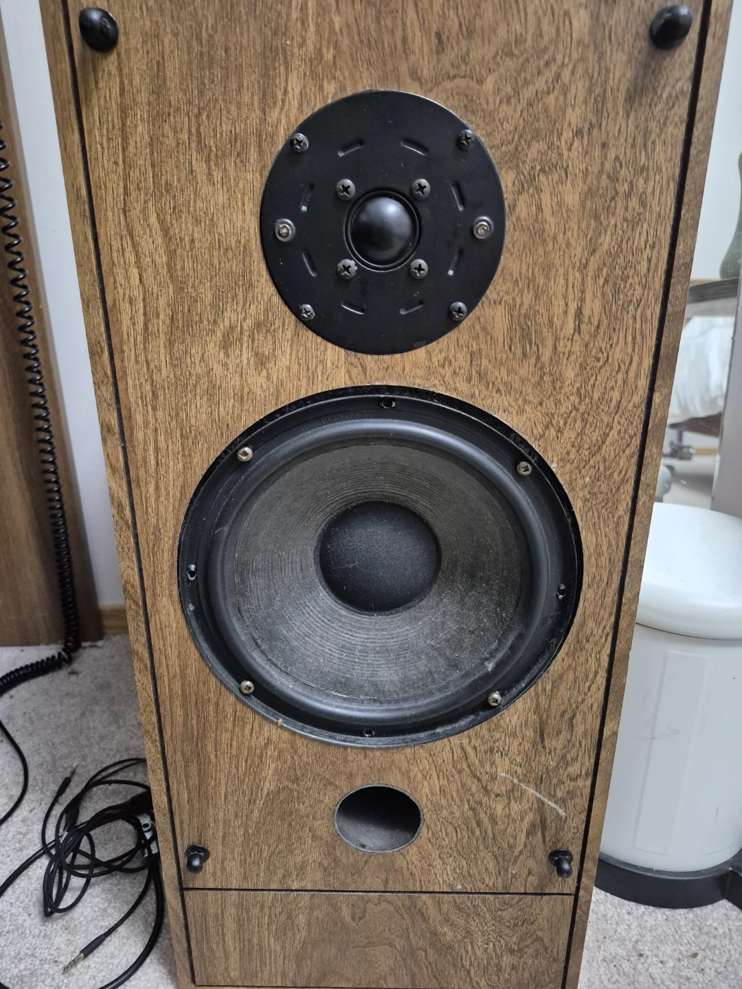 Merec 24 inch tall centre channel.