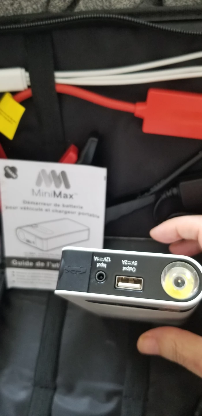 MiniMax Portable Jump Starter Kit with LED Light - photo 2