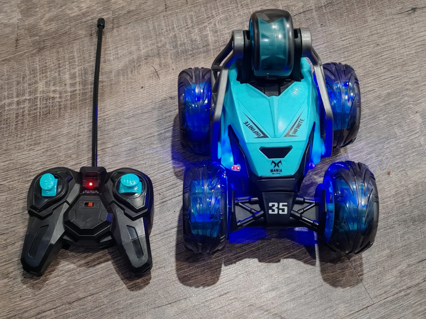 Blue Remote Control Stunt Car - photo 3