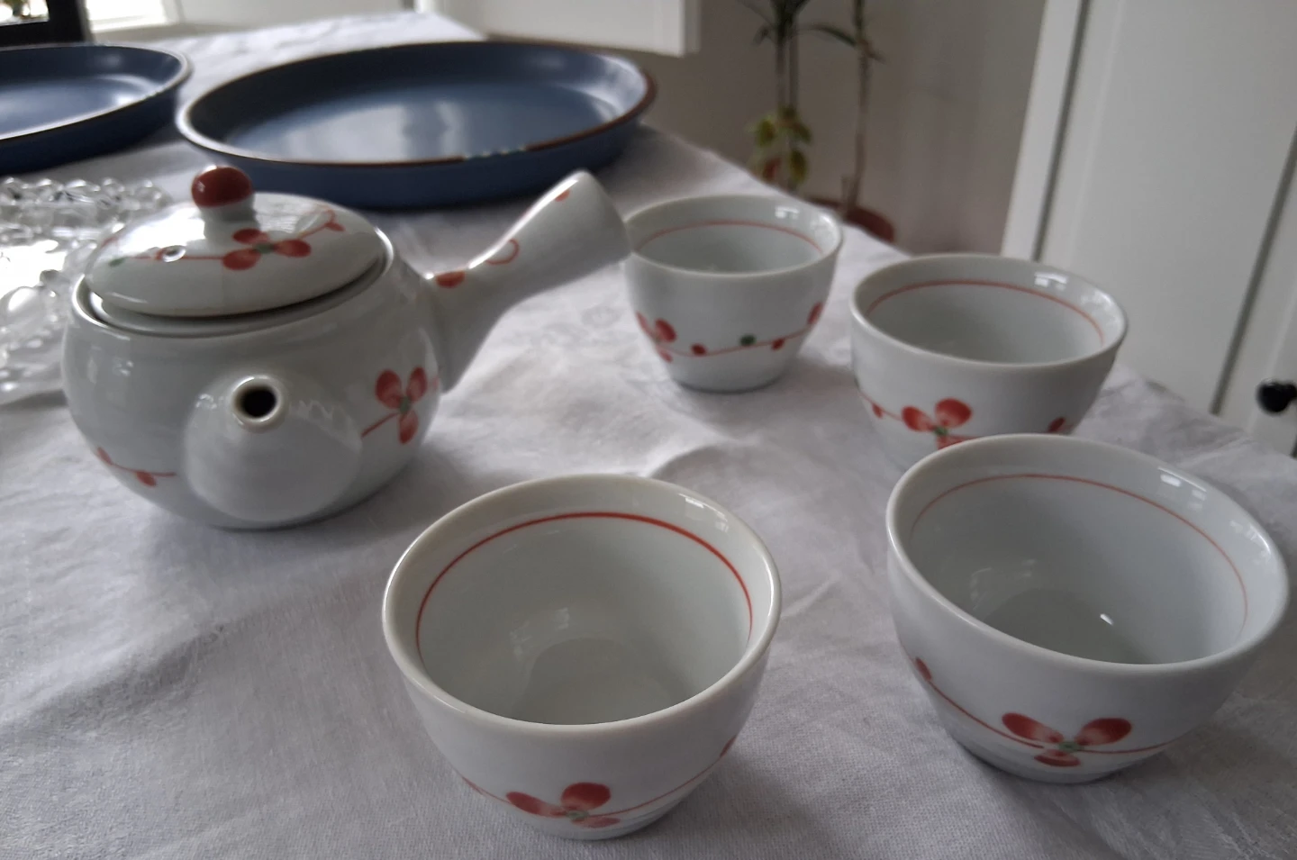 Ceramic Tea Set with Floral Design - photo 3