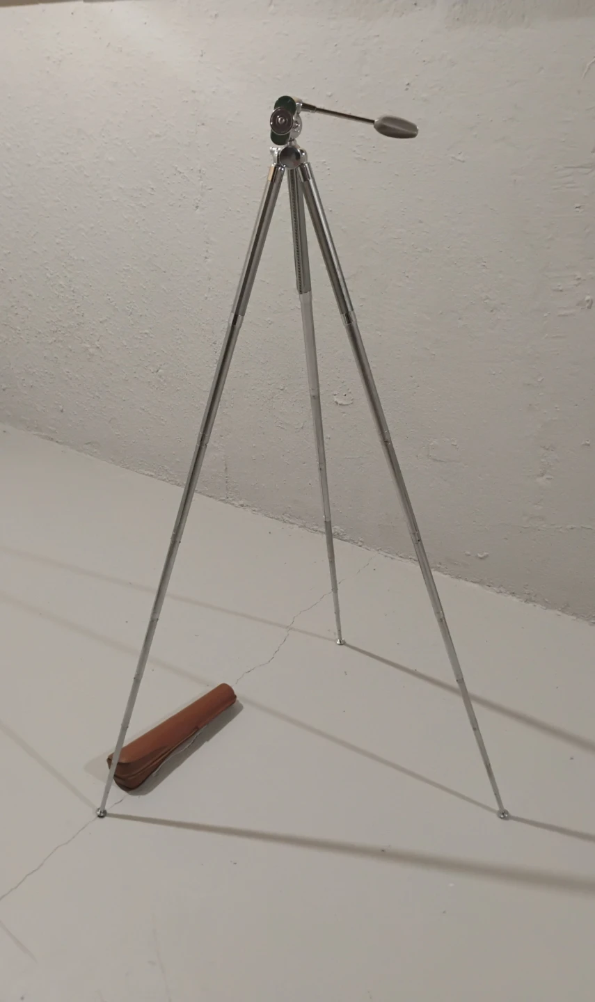 Vintage Compact Metal Tripod with Leather Case - photo 2