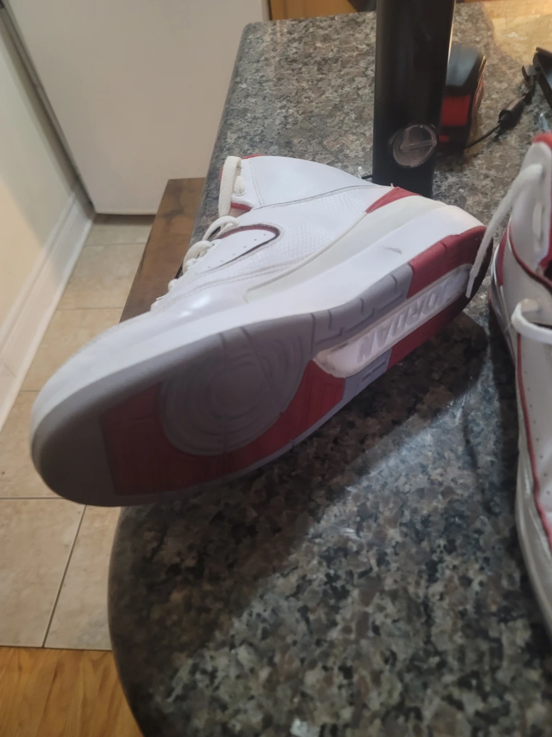 Air Jordan II White Red Basketball Shoes - photo 2