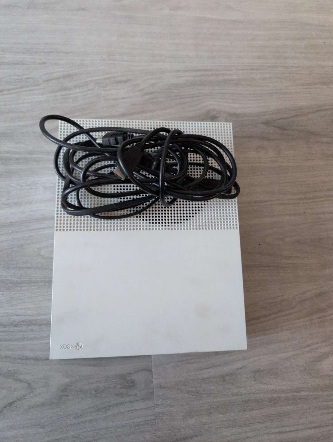 Xbox One S 1TB Console with 2 Controllers - photo 4
