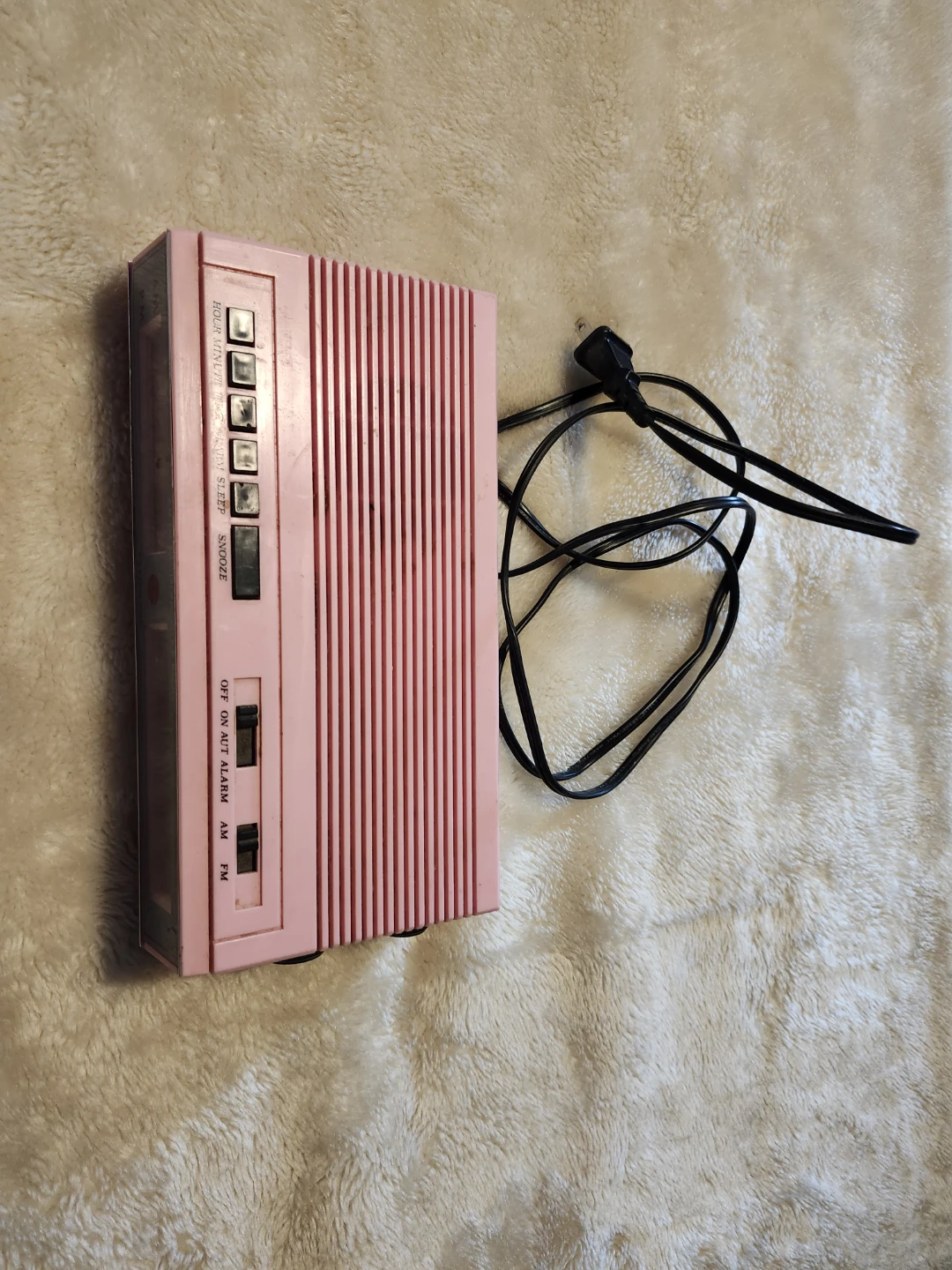 Vintage Pink AM/FM Electronic Clock Radio - photo 2