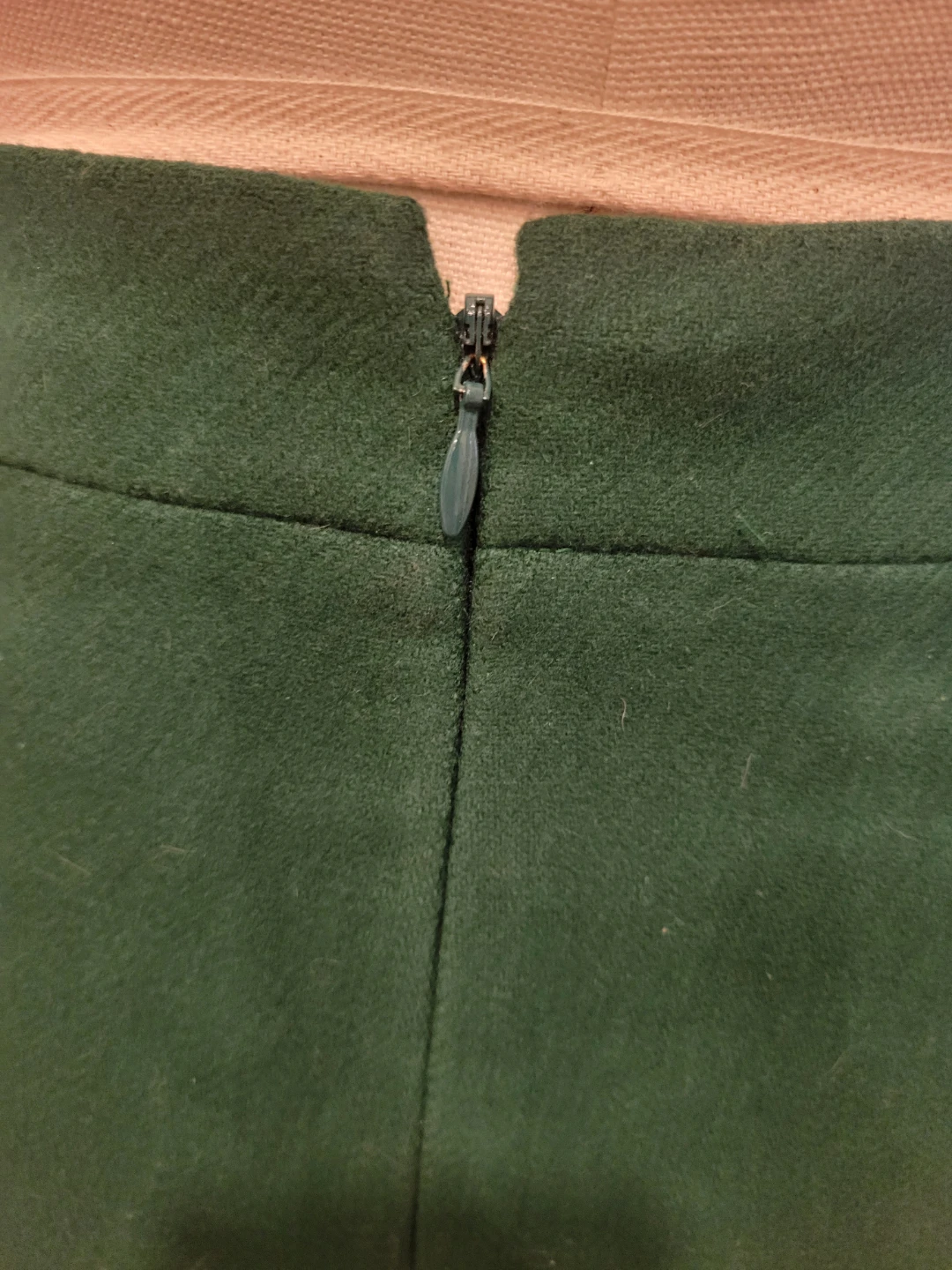 J. Crew Pencil Skirt Size 2 Green Wool Blend - photo 5