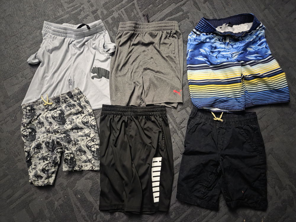 Bundle of boys' shorts size 6 to 8