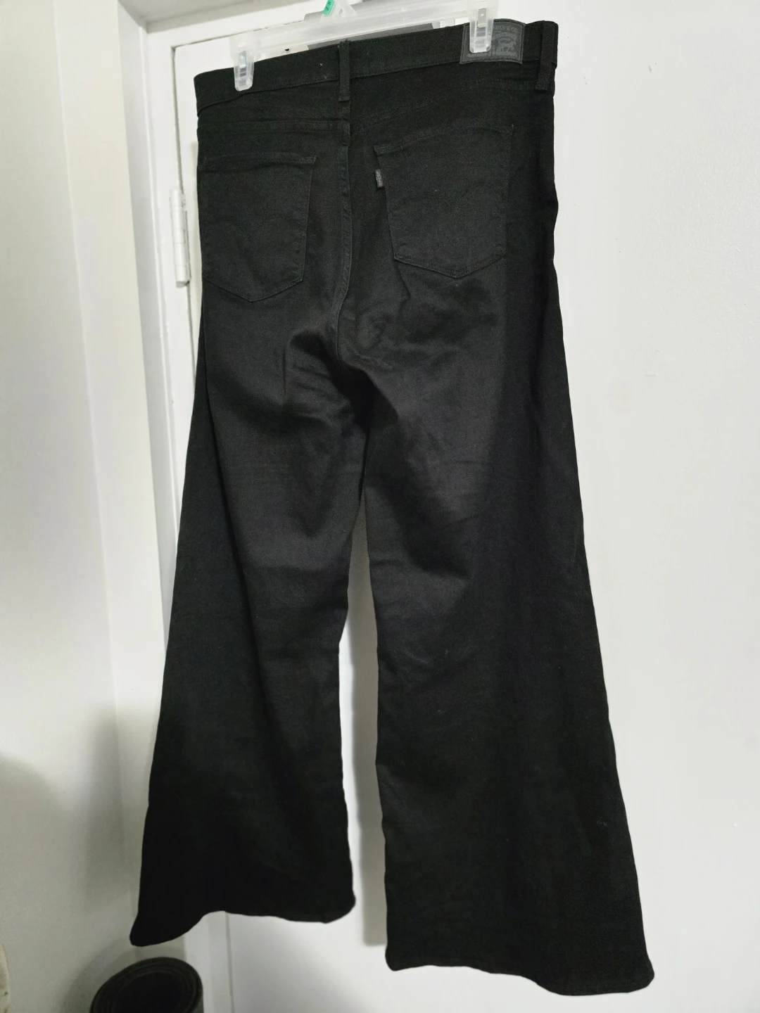 Levi's 318 Shaping Wide Leg Jeans Black Size 32 - photo 2